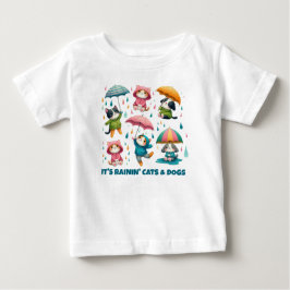 Niedliche Regenkatzen und Hunde mit Regenschirmen Baby T-shirt
