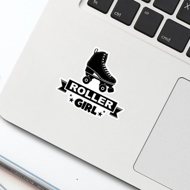 Niedliche Retro Black Roller Girl Skate Fun Sticke Aufkleber (Von Creator hochgeladen)