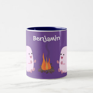 Niedliche rosa Marshmallows im Cartoon des Lagerfe Zweifarbige Tasse