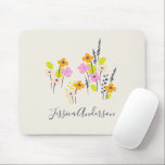 Niedliche rosa und grüne Blume | Personalisierter  Mousepad<br><div class="desc">Niedliche rosa und grüne Blume | Personalisiert Name Mouse Pad</div>