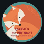 Niedliche Rotfüßer-Cartoon-Tiere Geburtstagsaufkle Runder Aufkleber<br><div class="desc">Niedlicher Cartoon zur Fuchsdarstellung. Farbenfrohe wilde Tiere Aufkleber für Kinder Zoo Thema Geburtstagsparty Gunst oder Babydusche. Passen Sie die Formulierung für jeden Anlass mit Kindern an.</div>