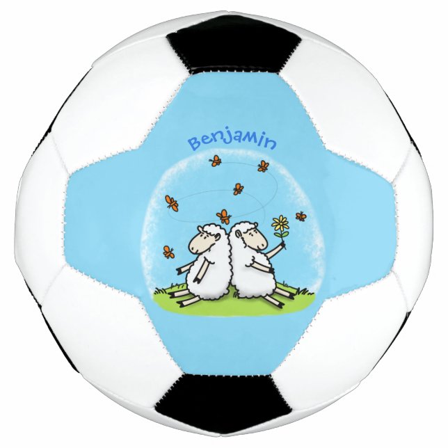 Niedliche Schaffreunde und Schmetterlinge Cartoon Fußball (Vorderseite)