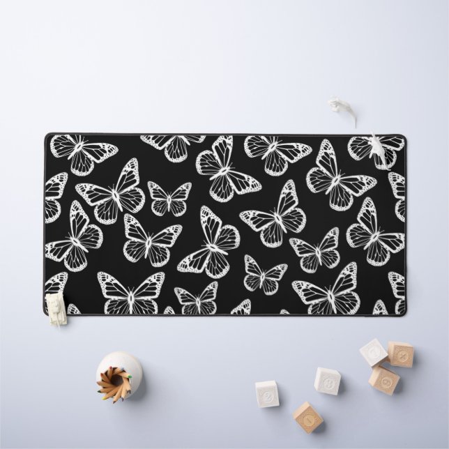 Niedliche Schmetterlinge Elegantes Chic-Muster Sch Schreibtischunterlage (Kindertisch)