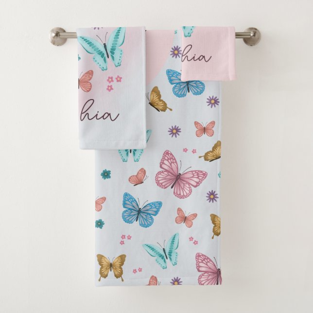 Niedliche Schmetterlingskinder Pink Monogram Badhandtuch Set (Insitu)