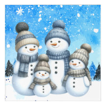 Niedliche Schneefamilie im Schnee