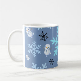Niedliche Schneemänner und Schneeflocken in aquama Kaffeetasse