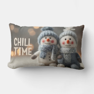 Niedliche Schneemannpuppen mit Strick Hats Lendenkissen