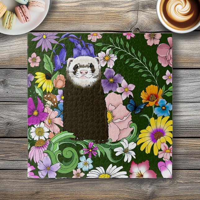 Niedliche Schokolade Sable Ferret Blumengrün (Von Creator hochgeladen)