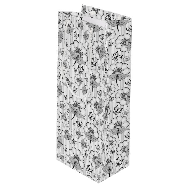 Niedliche Schwarz-weiße nahtlose Blume Geschenktüte Für Weinflaschen (Vorderseite Schrägansicht)