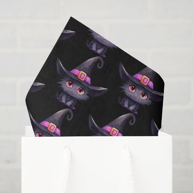 Niedliche schwarze Katze, die ein Hexenhutmuster t Seidenpapier (Geschenktüte)