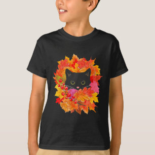 Niedliche schwarze Katzenfüllung aus Blätter Niedl T-Shirt