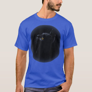 Niedliche schwarze Katzengelbe Augen Schattenmondk T-Shirt