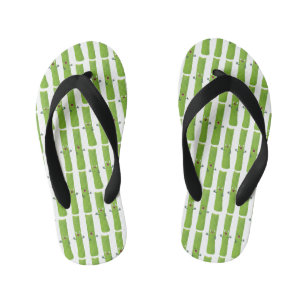 Niedliche Sellerie Sticks Trio Cartoon Gemüse Kinderbadesandalen