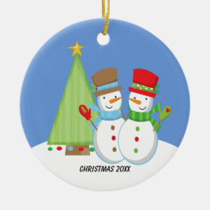 Niedliche Snowmen durch Baum-Weihnachtsverzierung Keramikornament