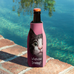 Niedliche Tabby Cat Flüchtige Blick Flaschenkühler