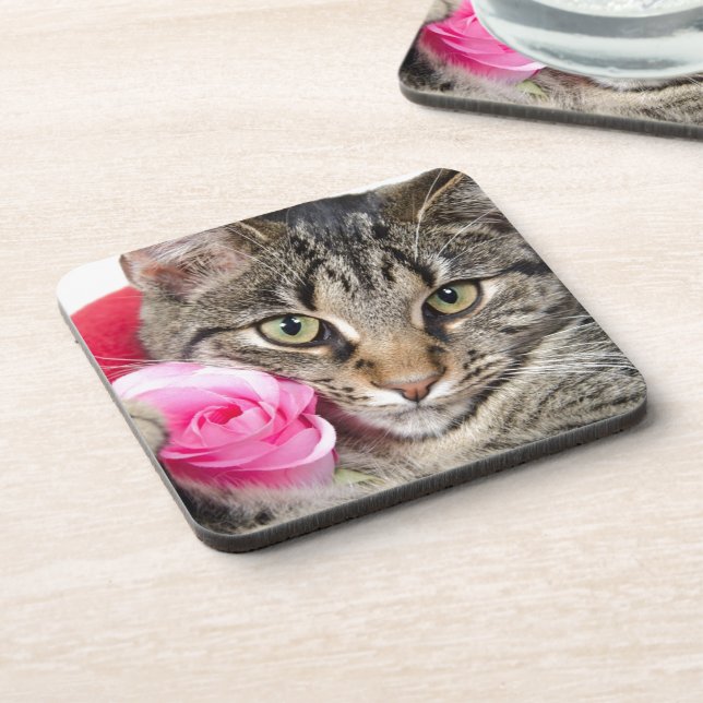 Niedliche Tabby-Katze mit Rose Untersetzer (Linke Seite)