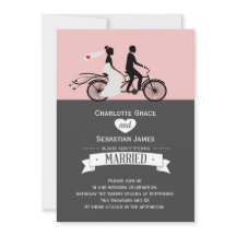 Niedliche Tandem-Bikebrücke und Groomehe