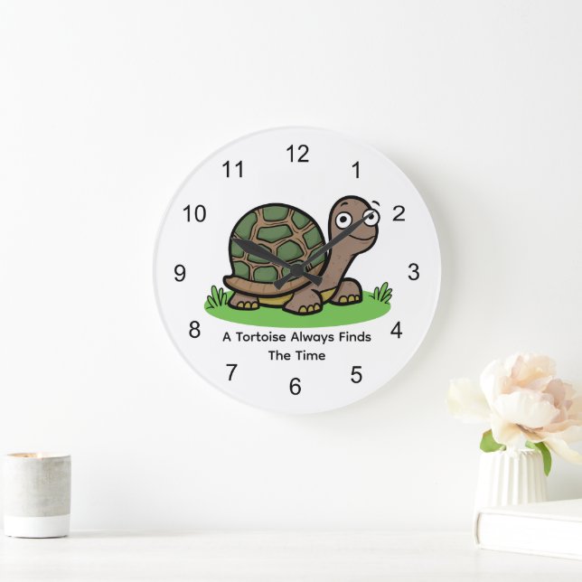 Niedliche Tortoise findet immer die Zeit Große Wanduhr (Zuhause)