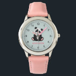 Niedliche und Minimalistische Panda Bärenkinder Armbanduhr<br><div class="desc">Dieses niedliche und unterhaltsame Kinderuhr zeigt eine skurrile Dschungel-Panda-Illustration. Die Armbanduhr bietet Bereiche,  in denen Sie Ihren Mädchennamen in einem minimalistischen und modernen rosa Schriftart hinzufügen können. Ideal für jeden Pandafreund.</div>