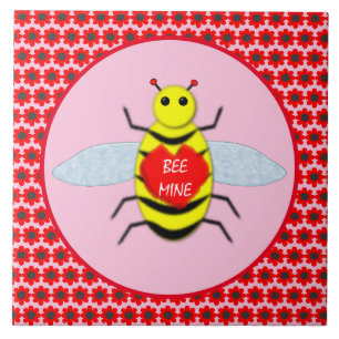 Niedliche Valentinstag-Biene Fliese