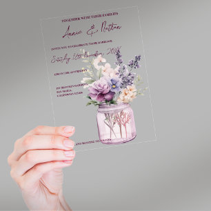 Niedliche violette Blumen in Mason Jar Blumenzehen Acryleinladungen