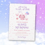 Niedliche weiche Axolotl Kids Pink Stars Spaß Gebu Einladung<br><div class="desc">Machen Sie sich bereit, mit unserer Niedlichen Soft Axolotl Kids Pink Stars Spaß Geburtstagseinladung zu feiern! In einem skurrilen Design präsentiert sich diese Einladung mit einem bezaubernden axolotl in der Mitte, umgeben von einer fröhlichen Krabbe und einer festlichen Geburtstagstorte. Der Rahmen ist mit kleinen rosa Sternen geschmückt, was dem Gesamtbild...</div>