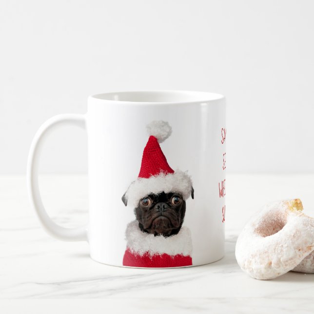 Niedliche Weihnachten Schwarzer Mops Welpe Santa S Kaffeetasse (Mit Donut)