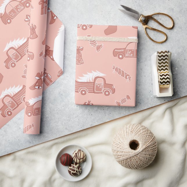 Niedliche Weihnachtsfeier Rose Pink Trucks Muster Geschenkpapier (Kunsthandwerk)