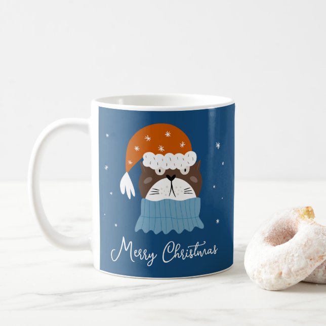 Niedliche Weihnachtskatze in Weihnachtsmannmütze & Kaffeetasse (Mit Donut)