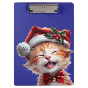 Niedliche Weihnachtskatze mit Weihnachtsmannmütze  Klemmbrett