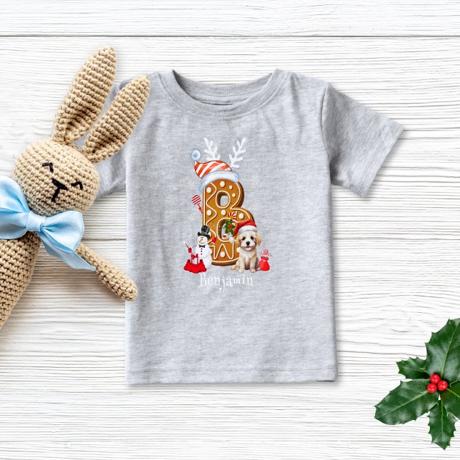 Niedliche Weihnachtsmannmütze Gingerbread Letter B Baby T-shirt (Von Creator hochgeladen)