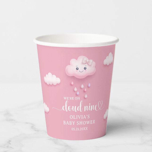 Niedliche weiße Wolkenwolke Rosa Mädeldusche Pappbecher (Rückseite)
