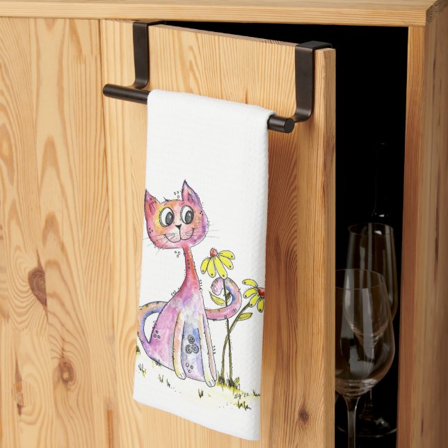 Niedliche weißfarbige rosa Katze mit gelben Blumen Geschirrtuch (Drittel gefaltet)