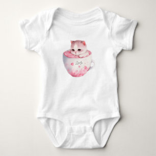 Niedliche weißrosa Katze im Tea Cup (3) Baby Strampler