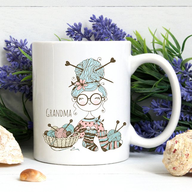 Niedliche Whimsical Knitter Spaß Oma Zweifarbige Tasse (Von Creator hochgeladen)