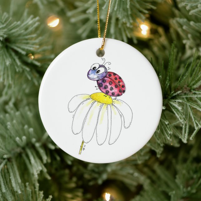 Niedliche Whimsical Red Ladybug auf einer weißen B Keramik Ornament (Baum)