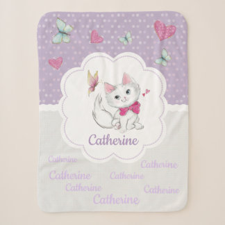 Niedliche White Kitten mit Butterfly auf Pastellfa Sherpadecke