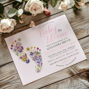Niedliche Wildblume Footprints Baby Girl Shower Ei Einladung