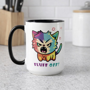 Niedliche wütende Katze faucht Verzieh dich. Tasse