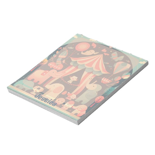 Niedliche Zirkustiere Personalisiert Notizblock (Rotiert)