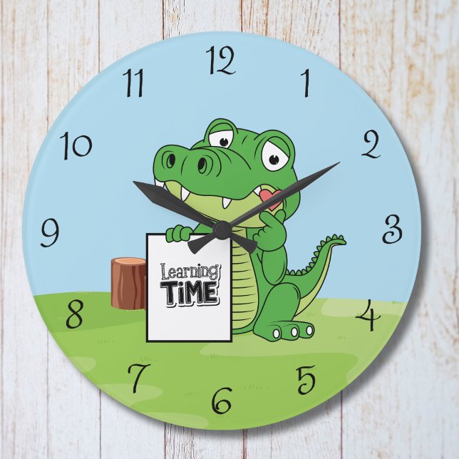 Niedlicher Alligator "Learning Time" mit Herzkinde Große Wanduhr (Von Creator hochgeladen)