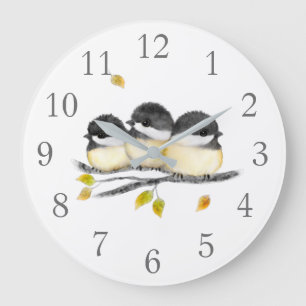 Niedlicher Baby Bird 3 Chickadee auf Baumzweig Große Wanduhr
