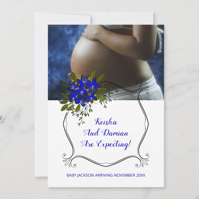 Niedlicher Baby-Bump und Lila Blume Ankündigung (Vorderseite)