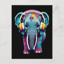 Niedlicher Baby Elephant mit Kopfhörern