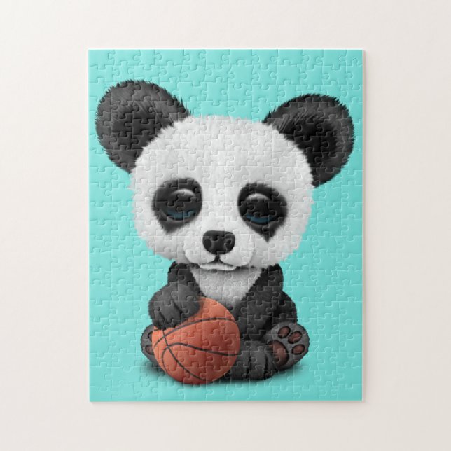 Niedlicher Baby-Panda, der mit Basketball spielt (Vertikal)