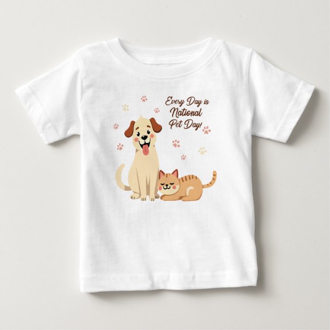 Niedlicher Baby-T - Shirt mit Hund und Katze (Vorderseite)