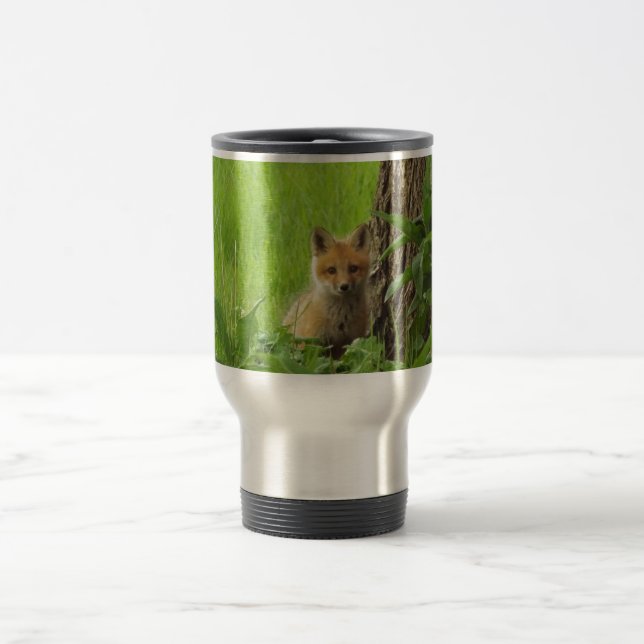 Niedlicher Babyfuchs im Frühjahr Reisebecher (Mittel)