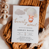 Niedlicher Bär, den wir frühzeitig abwarten können