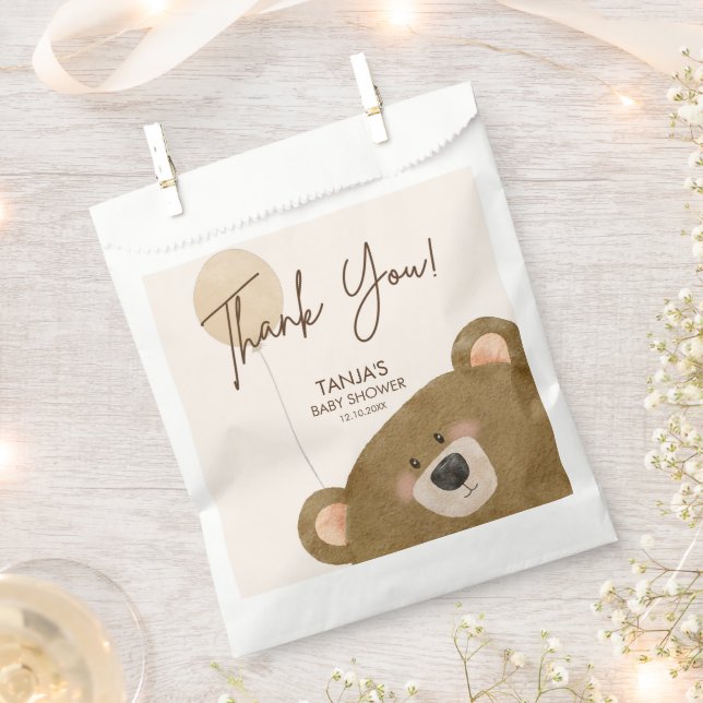 Niedlicher Bär, den wir frühzeitig abwarten können Geschenktütchen (Ausgeschnitten)