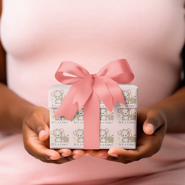 Niedlicher Bär Es ist eine Girl Picnic Blue Baby D Geschenkpapier (Von Creator hochgeladen)